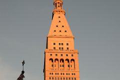 10-04 Met Life Tower At Sunset New York Madison Square Park.jpg